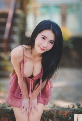 खूबसूरत टांगों वाली ताइवानी लड़की-यूनास ब्यूटी आउटडोर फोटोशूट (5) (91p)