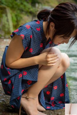 एक सौम्य, सुडौल, भरी-भरी और आकर्षक खूबसूरत युवा महिला की आकर्षक तस्वीर – रीको नागाओका (44p)