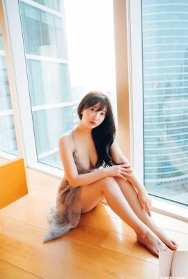 टैटू वाली कोरियाई मॉडल ब्यूटी सन लेले की बोल्ड और स्पष्ट निजी तस्वीरें (41p)