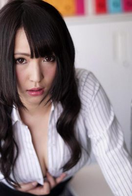 मरीना आओयामा 青山मोरिना (32p)