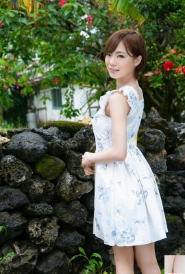 चिरस्थायी गर्मी की खूबसूरत लड़की ऐरी सुजुमुरा (22p)