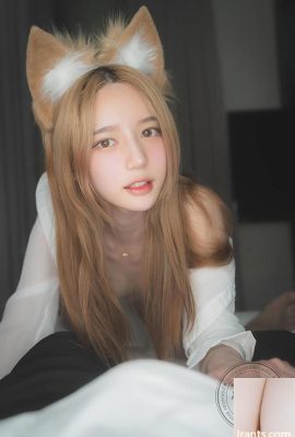 कोरियाई सुंदरी येहा एक सुंदर छोटी लोमड़ी-कान वाली प्रेमिका में बदल गई (36p)
