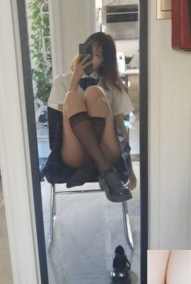 गर्दन पर दांतों के निशान(43पी)