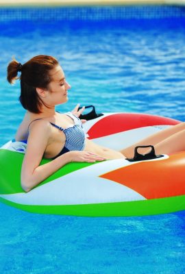 एलिस शीया – पेरिटा (82 पी)