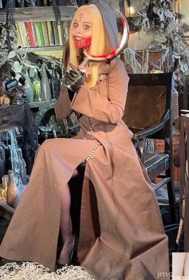 DISERMONICA – DANIELA DIMITRESCU (12P)