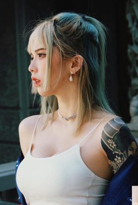 “Cai_nuoqin” बहुत सुंदर और निष्पक्ष दिखने वाला (22p) है