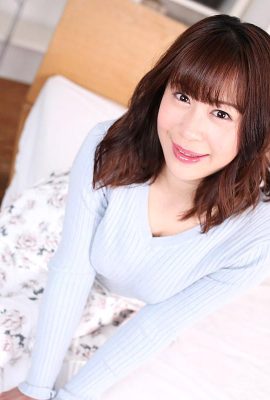 Meirin: लिटिल डेविल हू प्रोक्स लेडली (26p)