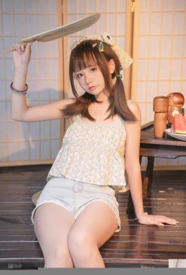 मियाओ जिओजी का “जिओजी के छोटे शहर में जीवन” (107 पी)