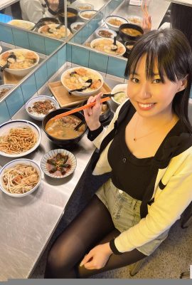 कोई भी प्रलोभन का सामना नहीं कर सकता है “नी नी” उसके शुद्ध चेहरे (17p) के नीचे छिपा हुआ एक प्रलोभन शरीर है