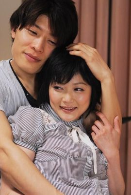 “फर्स्ट लव ~ एनिवर्सरी लव सेक्स ~” हिडाका युरिया (30 पी)