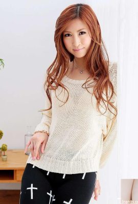 “मैं अपने पूरे शरीर को चाटना चाहता हूं” आइसाकी रीरा (30 पी)