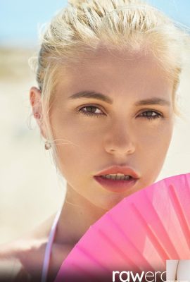 (रॉ कामुक) 23 मई, 2025 – मार्गोट गज्यूस्का बीच रोज (35 पी)