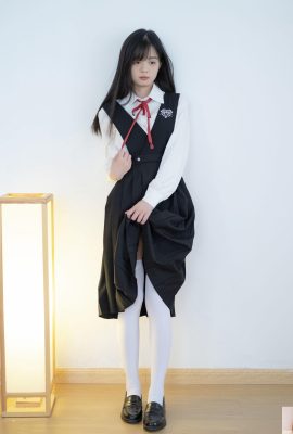 (नेशनल मॉडल ह्यूमन बॉडी) Xike के “बाइंडिंग कपड़े” (124p)