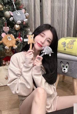 सेक्सी ब्यूटी “जिओ झिक्सुआन” में एक आंकड़ा है जो कल्पना से परे है। यह लगभग स्तनों से बाहर गिर गया (10p)