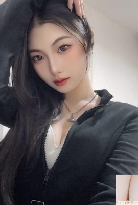 सेक्सी मॉडल “यू यान” में अद्वितीय आकर्षण अजेय (10 पी) है