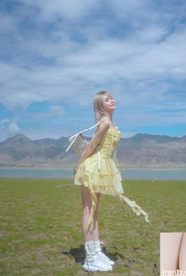 “फ्रेया फिया” स्लिम कमर और बड़े स्तन सुपर लुभावना हैं (11p)