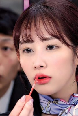 Futabasaa: सौंदर्य प्रसाधन के फर्श पर एक सौंदर्य सलाहकार जहां वह अपनी पत्नी के साथ जाने के लिए रुक गई, उसकी मोटी, मोटी होंठों को खिसका रहे हैं … (20 पी)