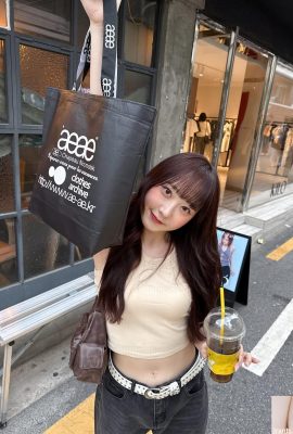 जानेमन लड़की “मंटौ” में एक सुंदर आकृति है जो आकर्षक है (10p)