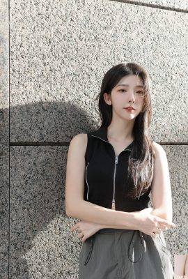 “सु सु” मीठा और शुद्ध दिखता है, सिर से पैर तक घातक प्रलोभन देता है (10पी)