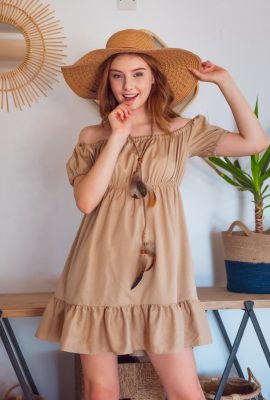 सिएना – वे बैक होम (107पी)