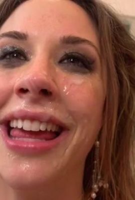 परम फूहड़ स्टनर, उसकी बिल्ली में 2 लंड समा सकते हैं, और दोनों छेदों में एक ही समय में प्रवेश किया जा सकता है (44P)