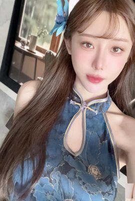 “टूटू 22” में एक हॉट बस्ट लाइन और एक सुंदर फिगर है जो त्रुटिहीन है (10पी)