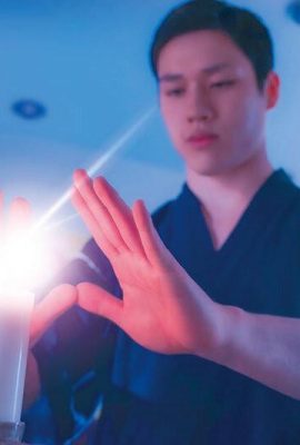 सरीना ह्यूनागा: ऐकी एनटीआर जो दूसरे व्यक्ति के दिमाग और शरीर को नियंत्रित करने की शक्ति से अधिक है।