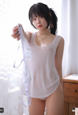 मॉडल ज़िया का एल्बम लेबल सेक्सी ब्यूटी (35P)