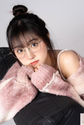 सेक्सी ऑनलाइन सौंदर्य “स्टुपिड सी” के आकर्षक कर्व्स सीधे भूख को प्रज्वलित करते हैं (10पी)