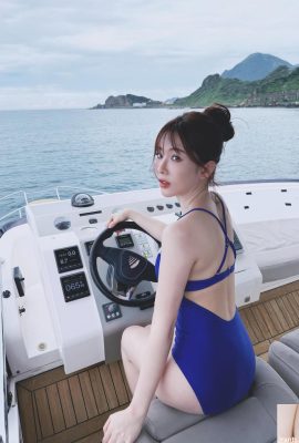 मनमौजी इंटरनेट सेलिब्रिटी “हुआंग युक्सुआन लुसी” की आंखों में पानी और असीमित शक्ति है (10P)