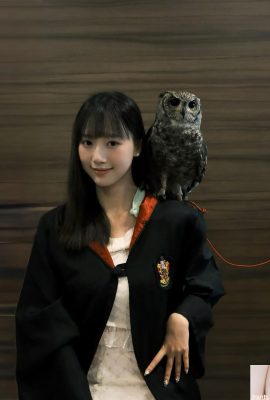 “जिन ज़िया” की सुपर प्यारी बड़ी आंखें और उत्तेजक ऑप्टिक तंत्रिका के साथ पतला शरीर है (10P)